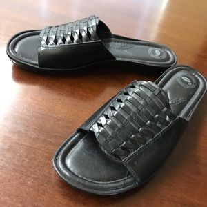 Super comfy sandal , nurture brand